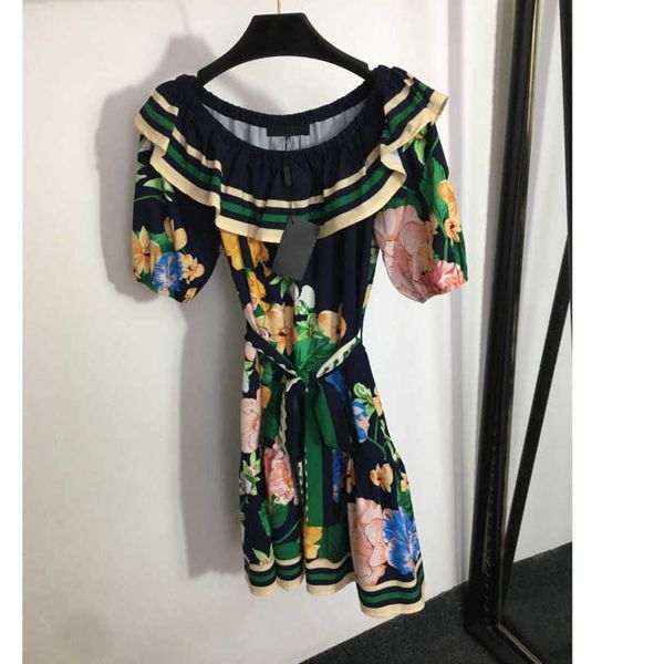 23ss women dress womens designer clothing summer dresses floral print lotus collar lace-up waist tucked short-sleeved dress womens clothing, Black;gray
23ss women dress womens designer clothing summer dresses floral print lotus collar lace-up waist tucked short-sleeved dress womens clothing, Black;gray