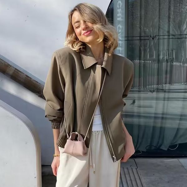 women's jackets jaket bomber hijau tentara wanita chic kasual lengan panjang mode jalanan tinggi mantel atas perempuan 2023 musim semi, Black;brown
women's jackets jaket bomber hijau tentara wanita chic kasual lengan panjang mode jalanan tinggi mantel atas perempuan 2023 musim semi, Black;brown