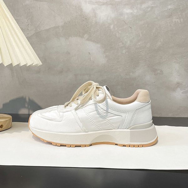 running shoe designer casual sports shoes for men and women flat wear-resistant sole outdoor sneaker
running shoe designer casual sports shoes for men and women flat wear-resistant sole outdoor sneaker