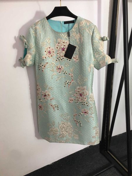 23ss womens designer clothing summer dresses women dress heavy industry diamond-studded beaded flower bow short-sleeved dress womens clothin, Black;gray
23ss womens designer clothing summer dresses women dress heavy industry diamond-studded beaded flower bow short-sleeved dress womens clothin, Black;gray