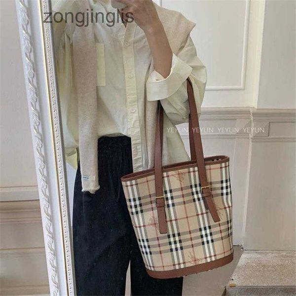 leather bags fashion burbreryes hands tote handbags outlet female women new vintage plaid highend bucket large capacity scratch and water 0x
leather bags fashion burbreryes hands tote handbags outlet female women new vintage plaid highend bucket large capacity scratch and water 0x