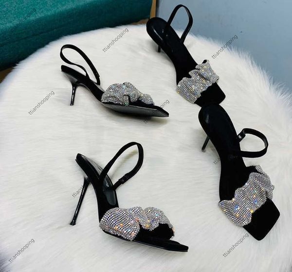 2021 new classic high heel sandals women's shoes t-type platform button pearl high heel shoes real bottom 34-40 heel height 7cm 10cm or, Black
2021 new classic high heel sandals women's shoes t-type platform button pearl high heel shoes real bottom 34-40 heel height 7cm 10cm or, Black