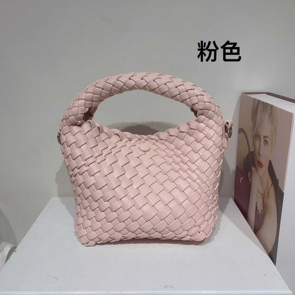 shoulder bags 2023 summer new women s soft leather mini woven water bucket solid hand carrying wrist one crossbody 230426
shoulder bags 2023 summer new women s soft leather mini woven water bucket solid hand carrying wrist one crossbody 230426