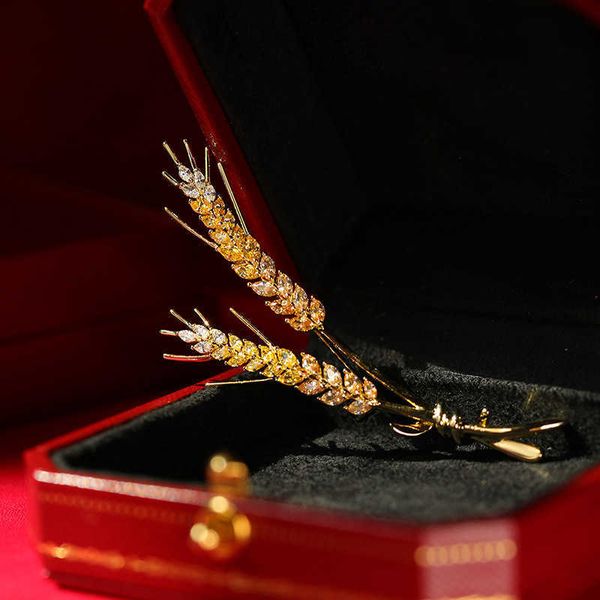 pins brooches luxury cubic zircon wheat ear brooch collar pins for suit shining women's brooches ins style jewelry wholesale w0426, Gray
pins brooches luxury cubic zircon wheat ear brooch collar pins for suit shining women's brooches ins style jewelry wholesale w0426, Gray