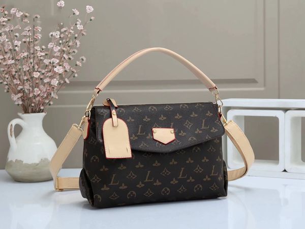 brand luxury bag woman new vintage printed chain bag popular underarm bag diagonal across one shoulder small square bag#l046
brand luxury bag woman new vintage printed chain bag popular underarm bag diagonal across one shoulder small square bag#l046