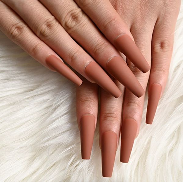 false nails 24tipsset matte super long coffin artificial fingernails fake beauty finger manicure items 230425, Red;gold
false nails 24tipsset matte super long coffin artificial fingernails fake beauty finger manicure items 230425, Red;gold
