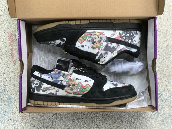 2023 basketball shoes sup dk low black color luxurys designers outdoor sneakers with box
2023 basketball shoes sup dk low black color luxurys designers outdoor sneakers with box