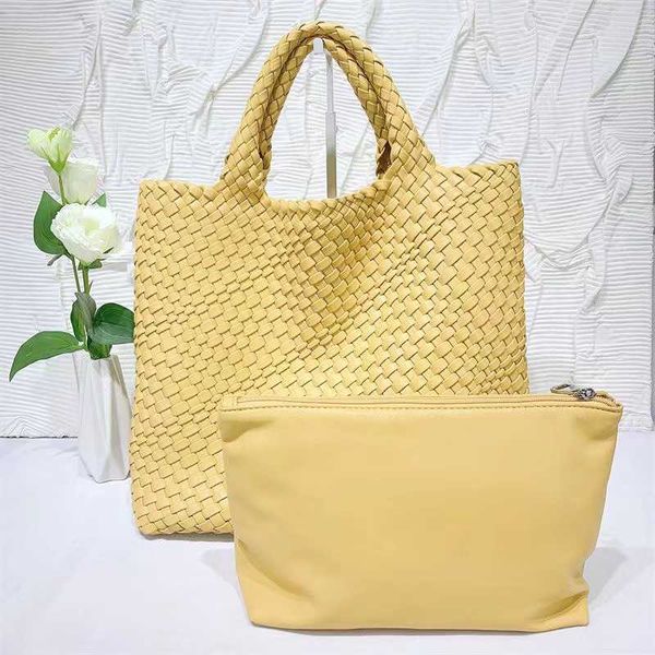 shoulder bags new hand woven tote bag large capacity shopping simple fashion hand casual women s messenger 230426
shoulder bags new hand woven tote bag large capacity shopping simple fashion hand casual women s messenger 230426