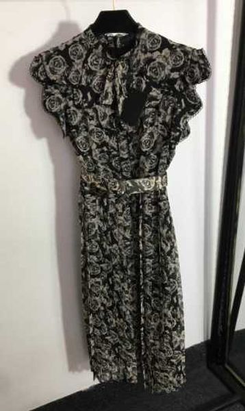 23ss summer dresses womens designer clothing women dress bow collar rose print belt tucked waist lotus leaf short-sleeved dress womens cloth, Black;gray
23ss summer dresses womens designer clothing women dress bow collar rose print belt tucked waist lotus leaf short-sleeved dress womens cloth, Black;gray