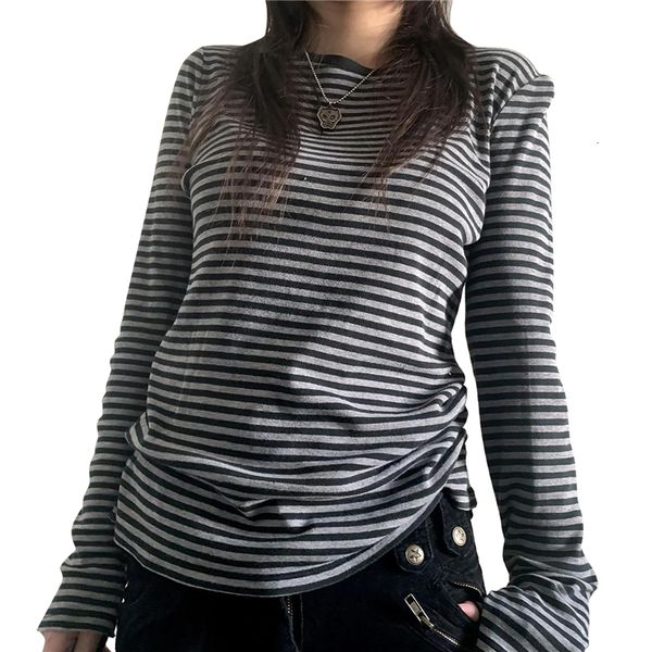 women's t-shirt xingqing y2k shirt 2000s aesthetic striped round neck long sleeve basic tees fairy grunge clothes women casual streetw, White
women's t-shirt xingqing y2k shirt 2000s aesthetic striped round neck long sleeve basic tees fairy grunge clothes women casual streetw, White