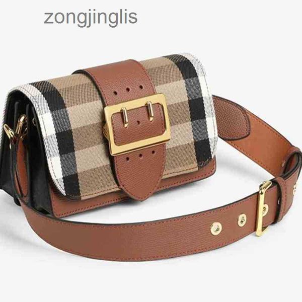designer bags bag new fashion burbrerys women handbags hands 2023 outlet plaid canvas wide shoulder belt underarm leather organ single diago
designer bags bag new fashion burbrerys women handbags hands 2023 outlet plaid canvas wide shoulder belt underarm leather organ single diago
