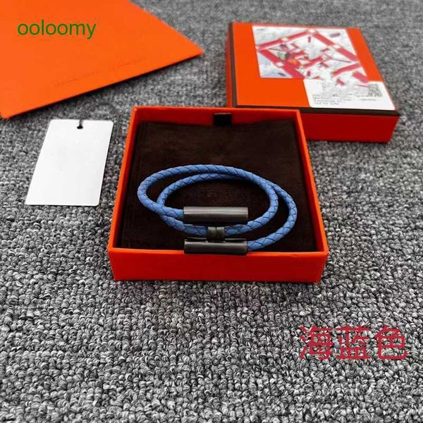 hemres designer bracelet new hand leather folding cowhide woven double-layer colorful bracelet personalized fashionable for men women lovers, Golden;silver
hemres designer bracelet new hand leather folding cowhide woven double-layer colorful bracelet personalized fashionable for men women lovers, Golden;silver