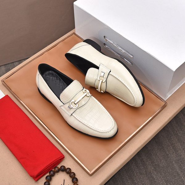 2023 men designer dress shoes fashion snakeskin casual flats male brand slip on party wedding business oxfords size 38-44, Black
2023 men designer dress shoes fashion snakeskin casual flats male brand slip on party wedding business oxfords size 38-44, Black