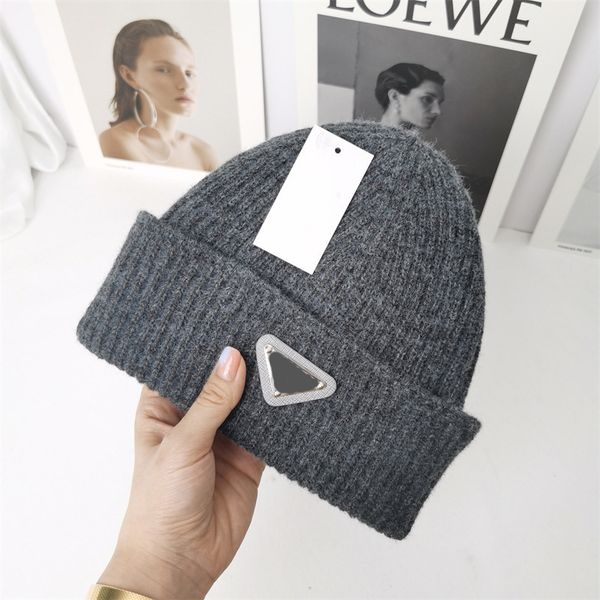 2023 fashion hat luxury knitted brand designer beanie men's and women's fit hats letter skull caps, Blue;gray
2023 fashion hat luxury knitted brand designer beanie men's and women's fit hats letter skull caps, Blue;gray