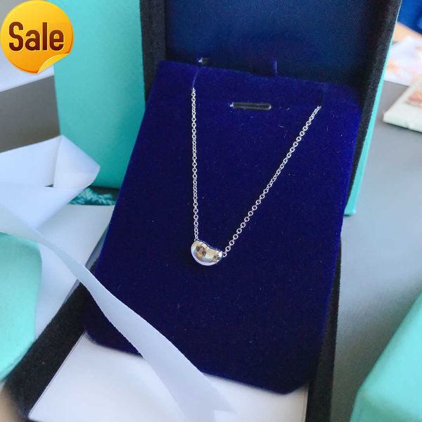 designer female 18k gold necklaces for women silver trendy broad bean pendant fashion jewelry valentine day gift for girlfriend accessories
designer female 18k gold necklaces for women silver trendy broad bean pendant fashion jewelry valentine day gift for girlfriend accessories