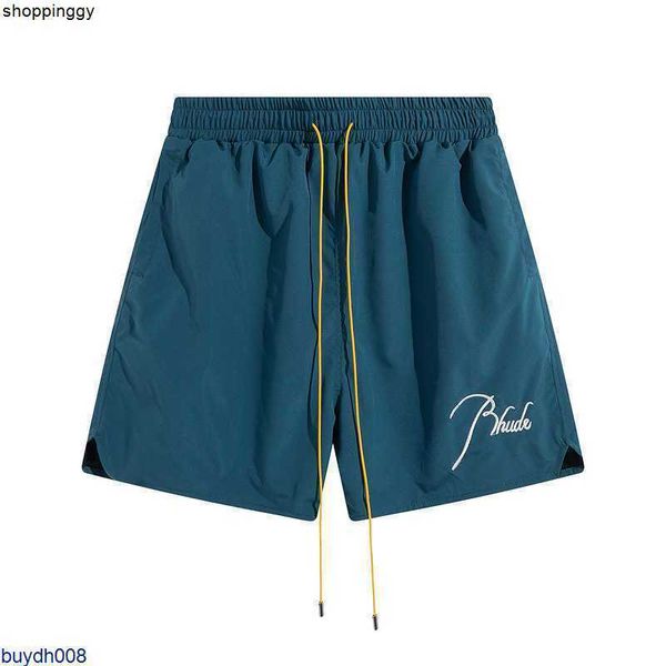 shorts new fashion designer rhude couple american solid sports embroidered beach pants, White;black
shorts new fashion designer rhude couple american solid sports embroidered beach pants, White;black