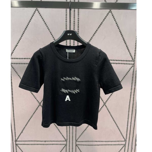 23ss womens designer clothing womens knits logo diamond embroidery short-sleeved knitwear womens clothes a1, White
23ss womens designer clothing womens knits logo diamond embroidery short-sleeved knitwear womens clothes a1, White