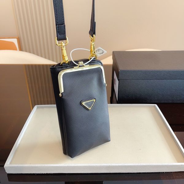 crossbody bag genuine leather phone bags men women handbag flap purse fashion metal triangle zipper clutch nylon lining zipper pocket remova
crossbody bag genuine leather phone bags men women handbag flap purse fashion metal triangle zipper clutch nylon lining zipper pocket remova