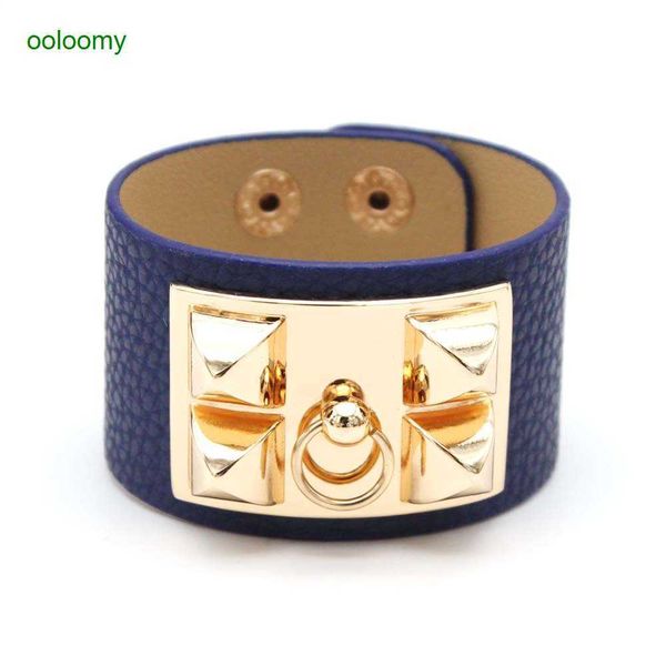 hemres designer bracelet punk style exaggerated large rivet bracelet alloy casual couple lychee pattern pu leather 4yea, Black
hemres designer bracelet punk style exaggerated large rivet bracelet alloy casual couple lychee pattern pu leather 4yea, Black