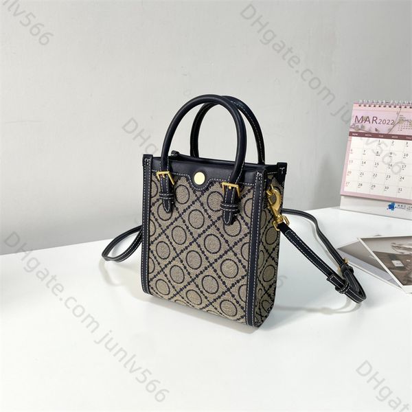women's totes handbag handbag luxury designer fashion style unique picture shoulder bag cross body purse shows distinguished temperamen
women's totes handbag handbag luxury designer fashion style unique picture shoulder bag cross body purse shows distinguished temperamen