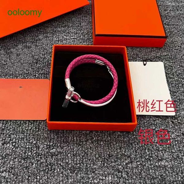 hemrres designer bracelet fashion new style personalized versatile woven copper buckle bracelet 2023 autumn winter double layer leather 418k, Black
hemrres designer bracelet fashion new style personalized versatile woven copper buckle bracelet 2023 autumn winter double layer leather 418k, Black
