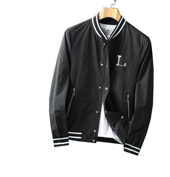 2023 mens jacket luxury brand outwear windbreaker zipper clothes jackets coat outside can sport euro size men's clothing, Black;brown
2023 mens jacket luxury brand outwear windbreaker zipper clothes jackets coat outside can sport euro size men's clothing, Black;brown