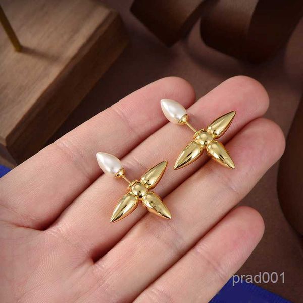 cross stud earrings hoops l earing designer earrings for women jewelry love luxurys designers earrings studs des boucles oreilles hoop new, Golden;silver
cross stud earrings hoops l earing designer earrings for women jewelry love luxurys designers earrings studs des boucles oreilles hoop new, Golden;silver