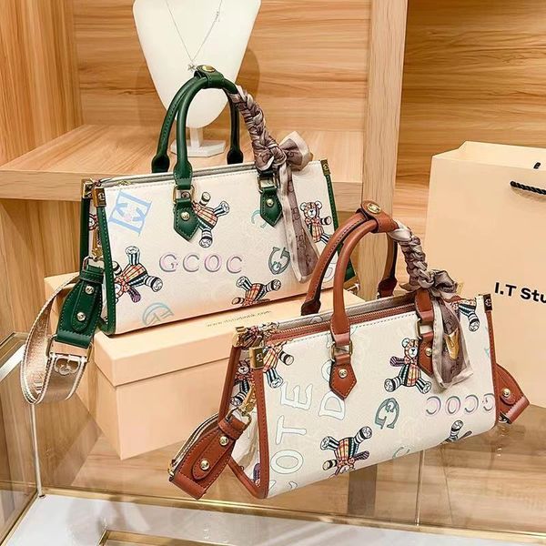 2023 new niche letter cartoon pillow tote bag fashionable casual simple versatile one-shoulder cross-body bag
2023 new niche letter cartoon pillow tote bag fashionable casual simple versatile one-shoulder cross-body bag