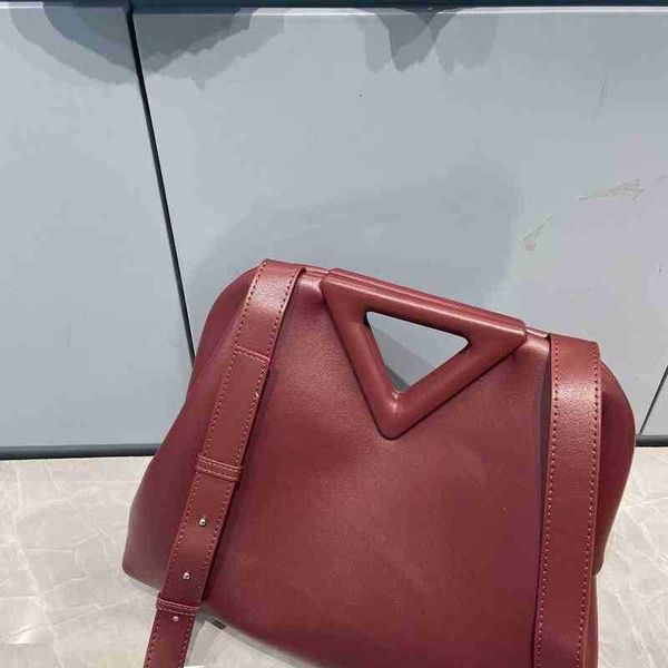original edition designer handbags cloud venetass bottegav bag fold inverted triangle clip summer candy color women's leather handbag o
original edition designer handbags cloud venetass bottegav bag fold inverted triangle clip summer candy color women's leather handbag o