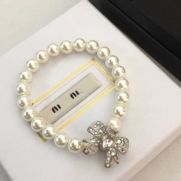 miao family's new high definition bow knot pearl feminine and luxury premium original hidden buckle bracelet, Golden;silver
miao family's new high definition bow knot pearl feminine and luxury premium original hidden buckle bracelet, Golden;silver