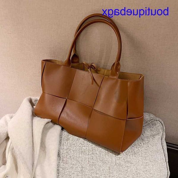 luxury bottegss venetss arco evening bags online store capacity bag women's 2023 autumn and winter large new fashion single should with
luxury bottegss venetss arco evening bags online store capacity bag women's 2023 autumn and winter large new fashion single should with