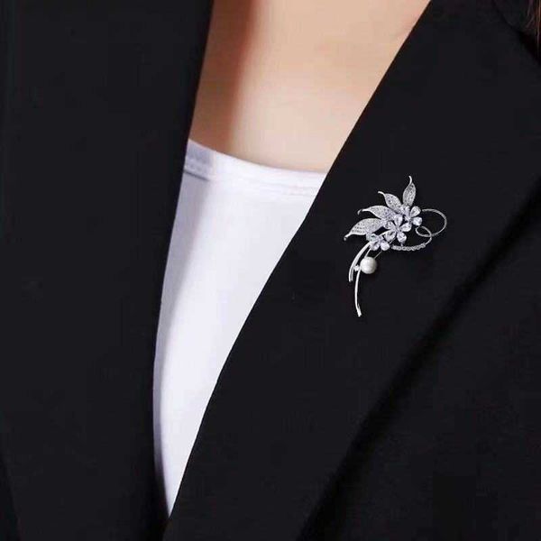pins brooches fashion flower shape brooch autumn and winter silk scarf buckle women's elegant corsage w0426, Gray
pins brooches fashion flower shape brooch autumn and winter silk scarf buckle women's elegant corsage w0426, Gray