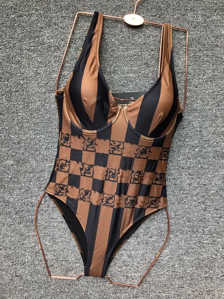 2023 designer bathing suits woman classic letter print one-piece swimsuits charming bikini beach ladies designer swim suit fashion swimwear, White;black
2023 designer bathing suits woman classic letter print one-piece swimsuits charming bikini beach ladies designer swim suit fashion swimwear, White;black