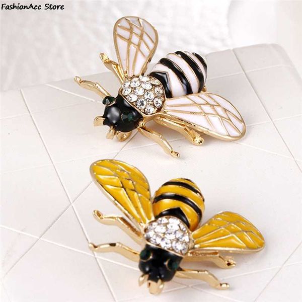 pins brooches cute enamel bee brooches for women men fly insect brooch pins scarf dress lapel pin suit decorations jewelry w0426, Gray
pins brooches cute enamel bee brooches for women men fly insect brooch pins scarf dress lapel pin suit decorations jewelry w0426, Gray