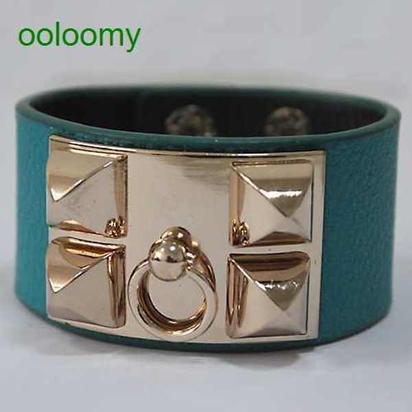 hemres designer bracelet fan personalized metal buckle exaggerated texture rivet punk style leather ultra wide bracelet oey4, Black
hemres designer bracelet fan personalized metal buckle exaggerated texture rivet punk style leather ultra wide bracelet oey4, Black