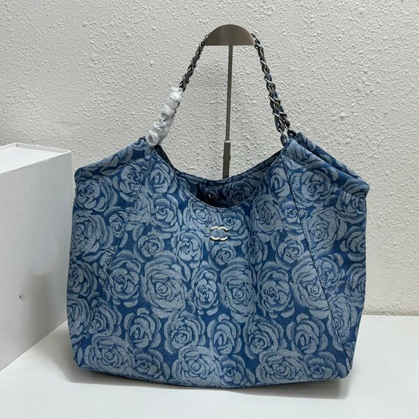 classic womens vintage maxi xxl denim camellia bags large capacity shopping croissant underarm luggage silver metal chain shoulder designer
classic womens vintage maxi xxl denim camellia bags large capacity shopping croissant underarm luggage silver metal chain shoulder designer