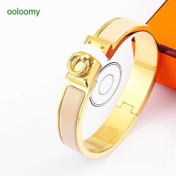 hemrres designer bracelet lock button bracelet high version letter enamel style titanium steel clasp xree, Black
hemrres designer bracelet lock button bracelet high version letter enamel style titanium steel clasp xree, Black