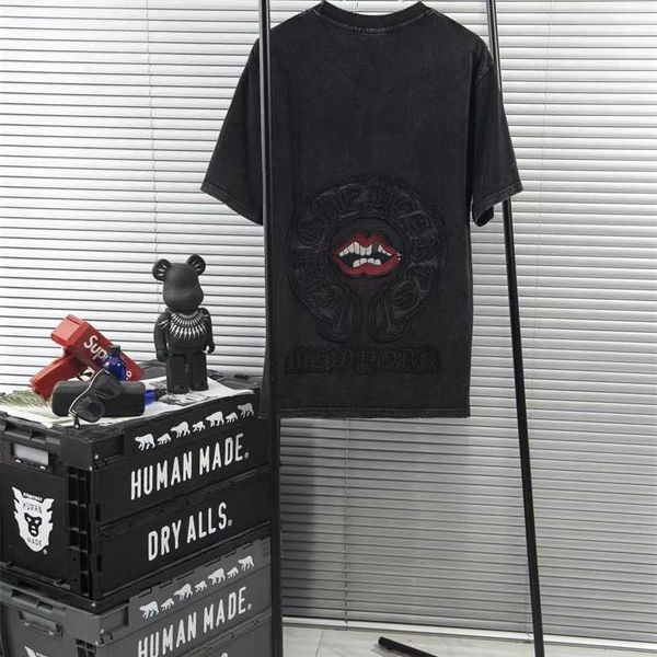 designer chrome//heart mens t-shirts the correct version of the trendy wash embroidered red lips men and womens cotton loose fitting tshirt, Black
designer chrome//heart mens t-shirts the correct version of the trendy wash embroidered red lips men and womens cotton loose fitting tshirt, Black