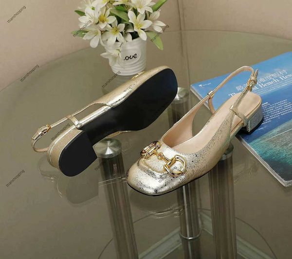 2022 summer beach casual sandals fashion 100% leather flat belt buckle baotou women shoes lady metal cowhide letter work shoe black white001
2022 summer beach casual sandals fashion 100% leather flat belt buckle baotou women shoes lady metal cowhide letter work shoe black white001