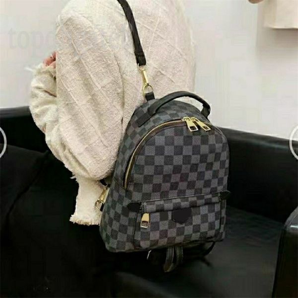 mini backpack designer durable leather bag outdoor traveling shopping sacoche with adjustable removeable double shoulder strap luxury backpa
mini backpack designer durable leather bag outdoor traveling shopping sacoche with adjustable removeable double shoulder strap luxury backpa