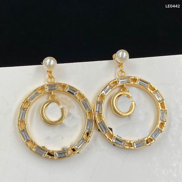 new letter circle earrings designer charm earrings for woman brass fashion jewelry supply, Golden
new letter circle earrings designer charm earrings for woman brass fashion jewelry supply, Golden