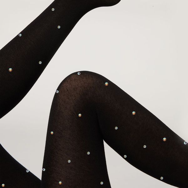 socks stoking wanita berlian imitasi seksi 120d bling pantyhose multiwarna beludru glitter stoking wanita mulus panjang ukuran plus 230427, Red;black
socks stoking wanita berlian imitasi seksi 120d bling pantyhose multiwarna beludru glitter stoking wanita mulus panjang ukuran plus 230427, Red;black
