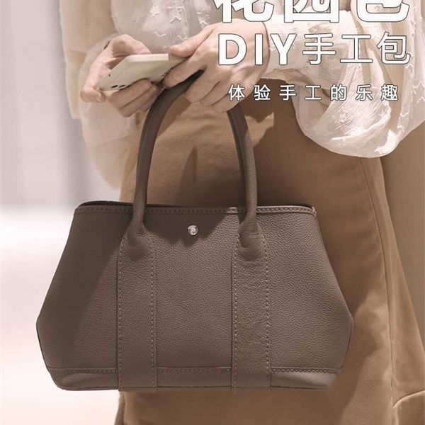 garden party designer totes handmade diy bag cowhide handmade diy material bag handmade gift fashion bag
garden party designer totes handmade diy bag cowhide handmade diy material bag handmade gift fashion bag