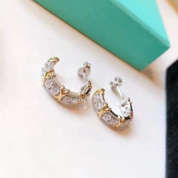 new product luxury crystal t ear cuff earrings for women brand charm c-shape diamond earrings 18k gold designer earring jewelry, Silver
new product luxury crystal t ear cuff earrings for women brand charm c-shape diamond earrings 18k gold designer earring jewelry, Silver
