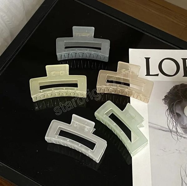fashion 8.5cm transparent jelly color square grab hair clip retro plastic clip hair accessories for women girls, Slivery;white
fashion 8.5cm transparent jelly color square grab hair clip retro plastic clip hair accessories for women girls, Slivery;white