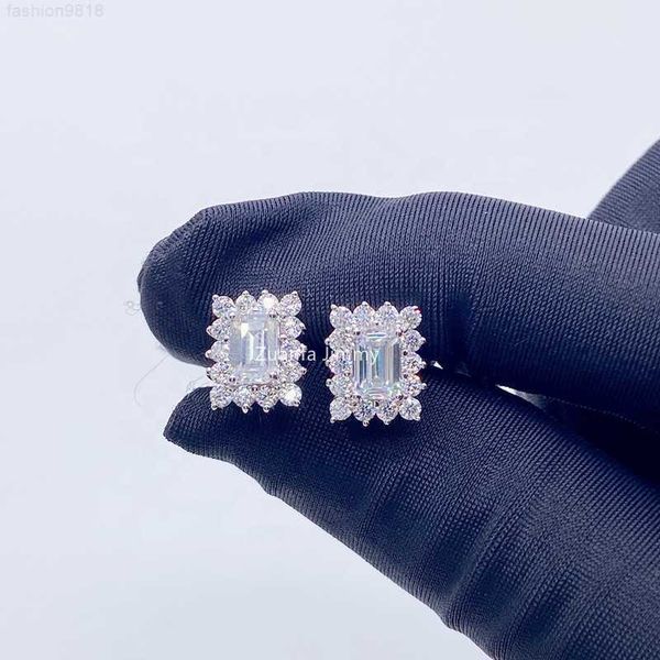 ready to ship in stock hiphop stylish screw back setting vvs baguette moissanite man stud earrings, Golden
ready to ship in stock hiphop stylish screw back setting vvs baguette moissanite man stud earrings, Golden