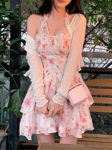 casual dresses 2 piece set women floral mini blouse korean fashion suits sweet clothing party beach summer 230426, Black;gray
casual dresses 2 piece set women floral mini blouse korean fashion suits sweet clothing party beach summer 230426, Black;gray