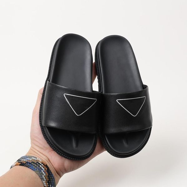 Hot Kids Shoes Fashion Chlidren Summer Slippers Boys Girls Unisex Designer Slip on Flat Letter EUR 26-35 Size for Child sandal, Blue
Hot Kids Shoes Fashion Chlidren Summer Slippers Boys Girls Unisex Designer Slip on Flat Letter EUR 26-35 Size for Child sandal, Blue