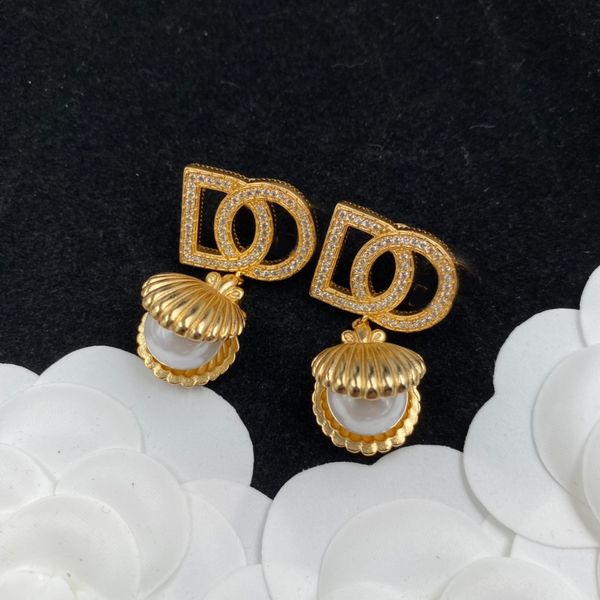 designer models gold plated zirconia pearl earrings fashion vintage design earrings simple fashion ladies earrings wedding party gifts, Silver
designer models gold plated zirconia pearl earrings fashion vintage design earrings simple fashion ladies earrings wedding party gifts, Silver
