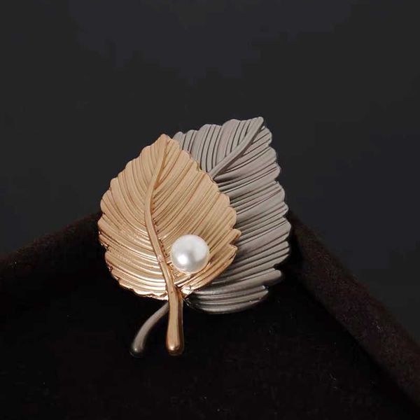 pins brooches 1pc maple leaf brooch metal vintage women girl charmingexquisite collar lapel pin fashion jewelry party garment accessories w0, Gray
pins brooches 1pc maple leaf brooch metal vintage women girl charmingexquisite collar lapel pin fashion jewelry party garment accessories w0, Gray